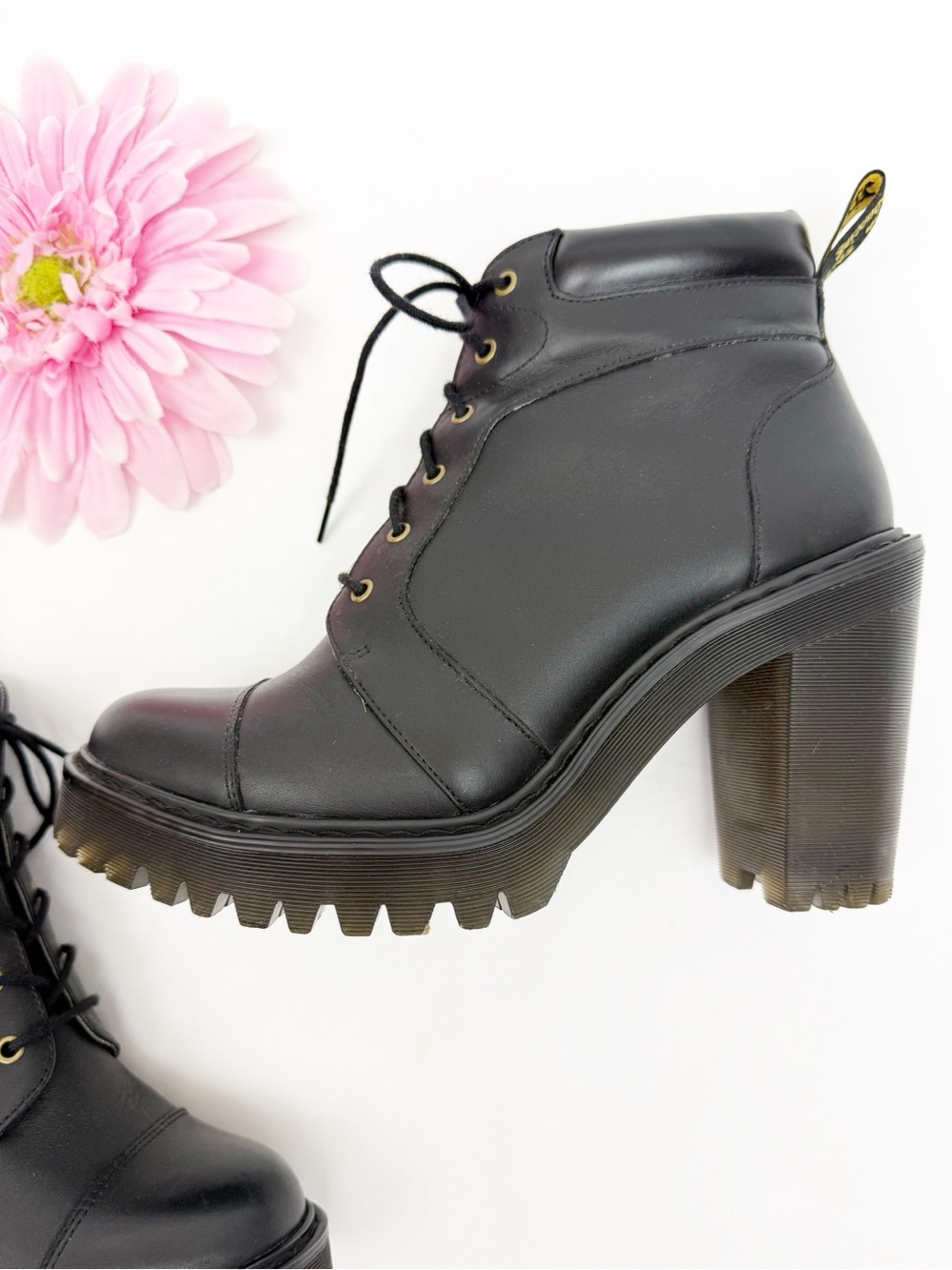 Dr. Martens Averil Leather Heeled Ankle Boots Black - Picture 10 of 14